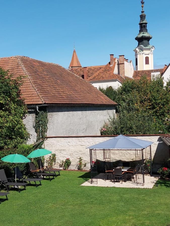 Gaestehaus Ferk - Fruehstueckspension, Bed & Breakfast Bad Radkersburg Exterior photo