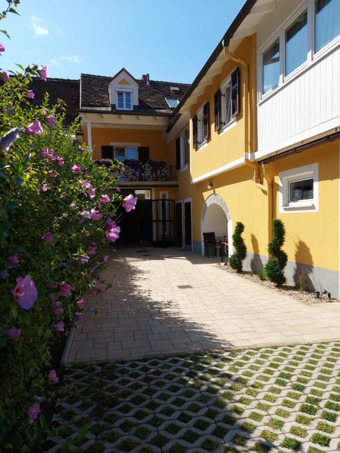 Gaestehaus Ferk - Fruehstueckspension, Bed & Breakfast Bad Radkersburg Exterior photo